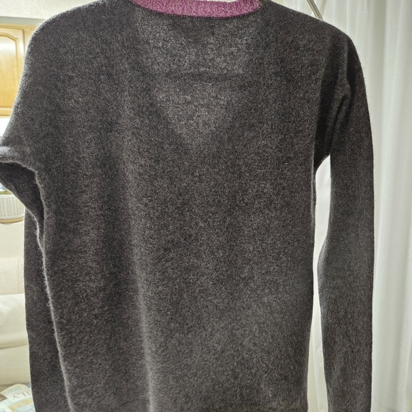 Striped V-Neck Sweater - Gray and Green - Picture 3 of 15